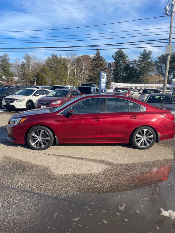 2016 Subaru Legacy Image 2