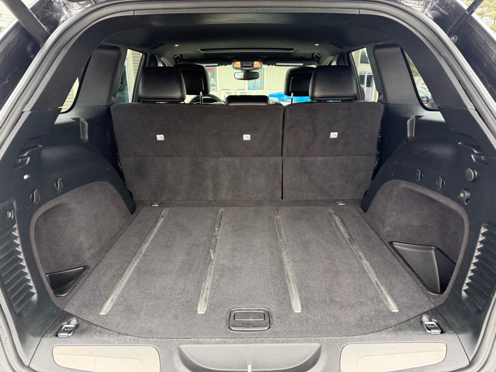 2017 Jeep Grand Cherokee Image 9