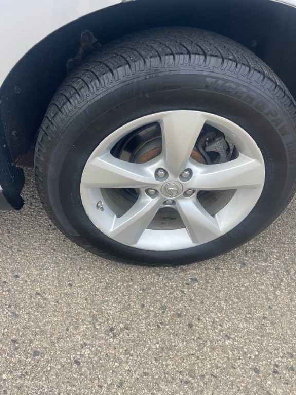 2010 Lexus RX Image 12