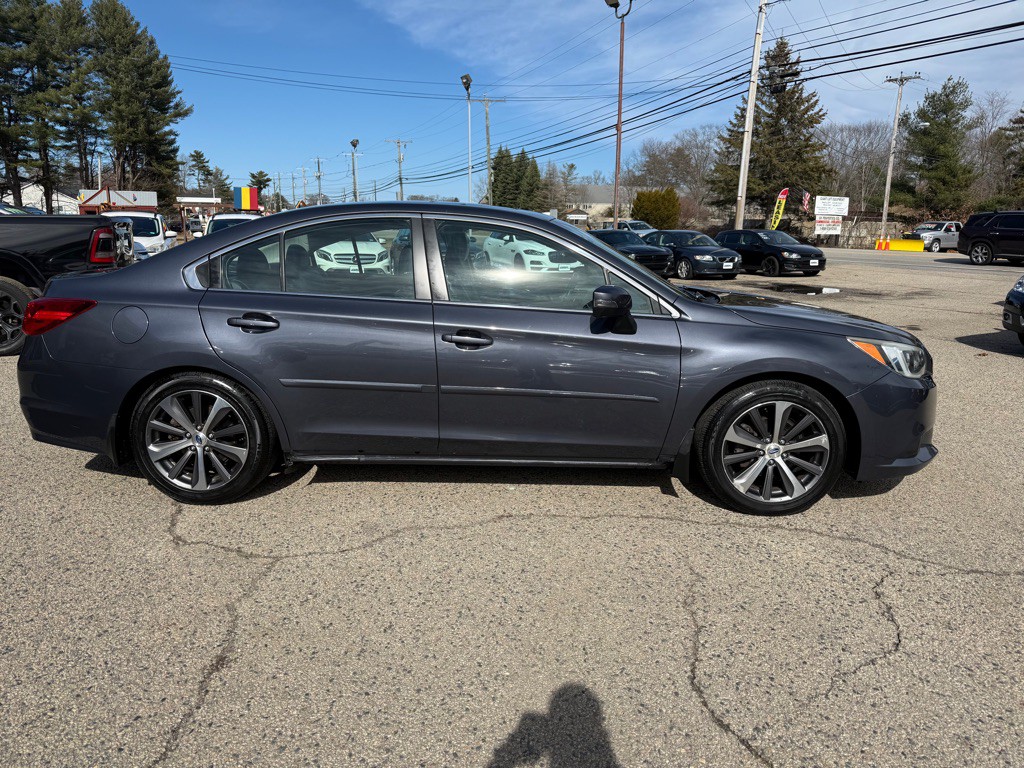 2015 Subaru Legacy Image 18