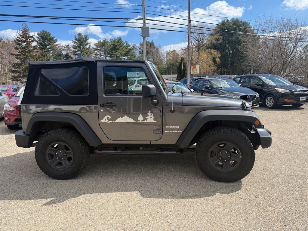2014 Jeep Wrangler Image 4