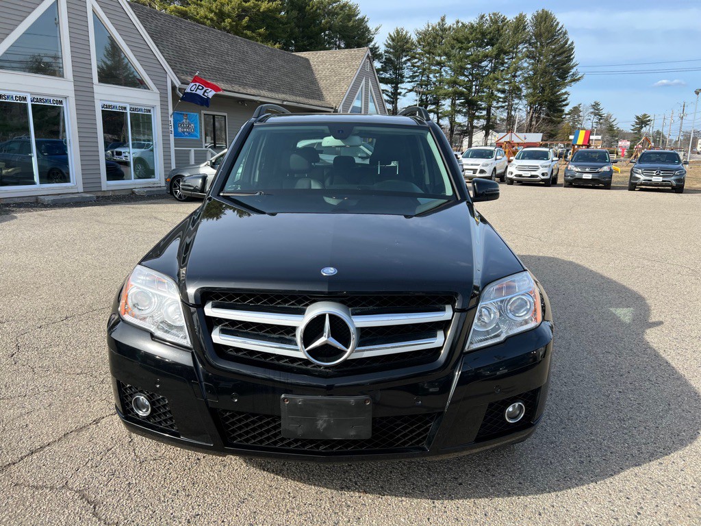 2011 Mercedes-Benz GLK-Class Image 2