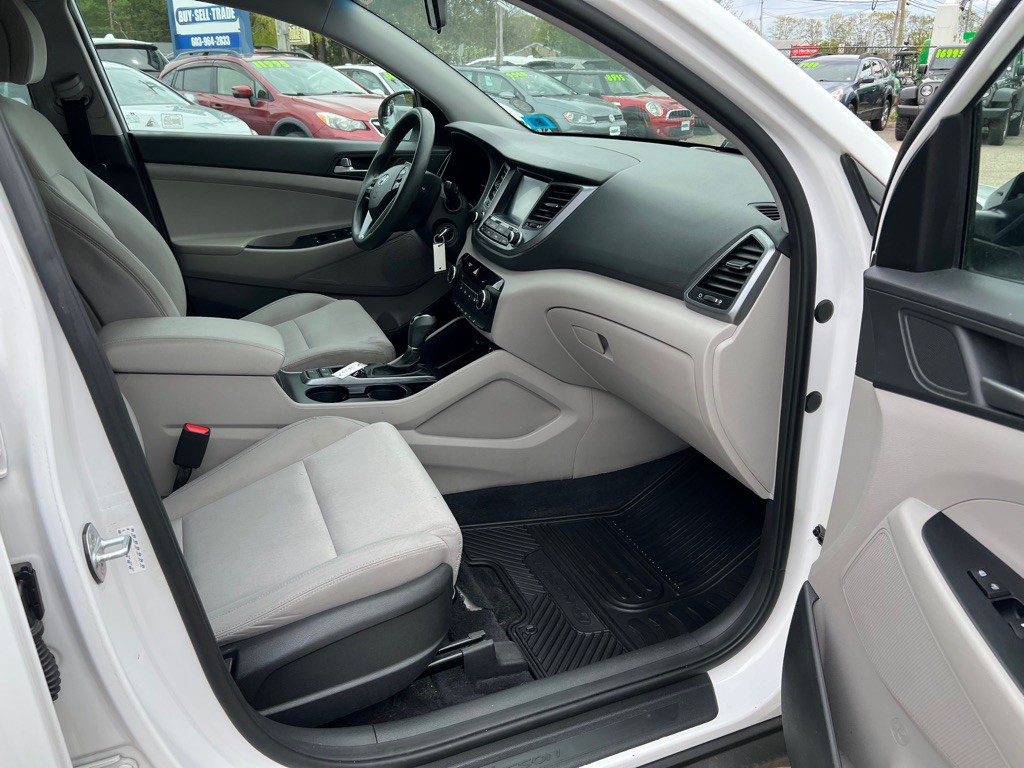 2018 Hyundai Tucson Image 16