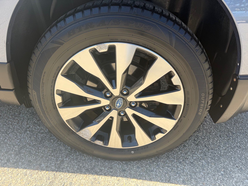 2016 Subaru Outback Image 9