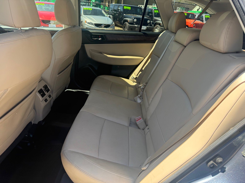 2016 Subaru Outback Image 11