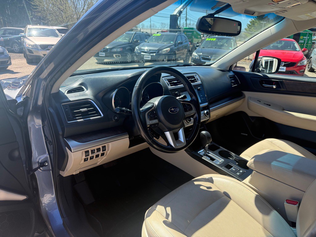2016 Subaru Outback Image 13