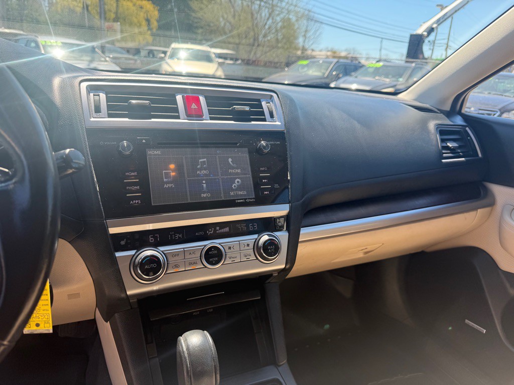 2016 Subaru Outback Image 15