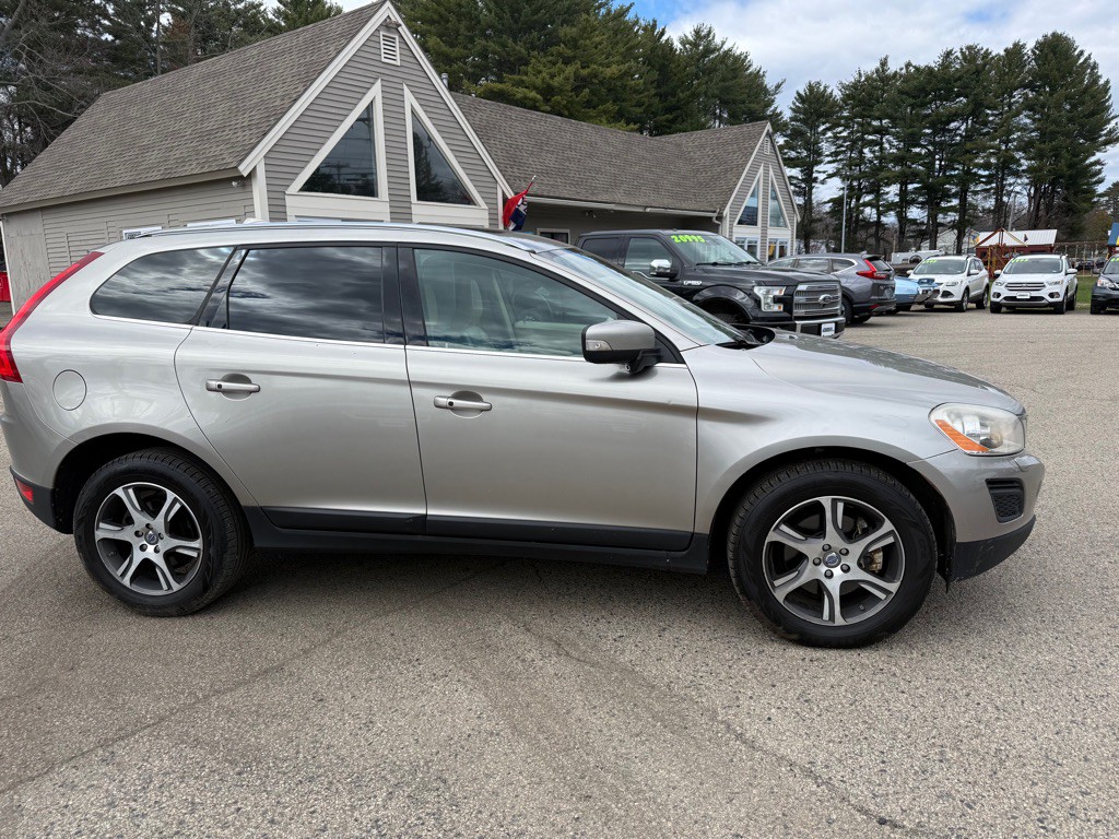 2012 Volvo XC60 Image 4