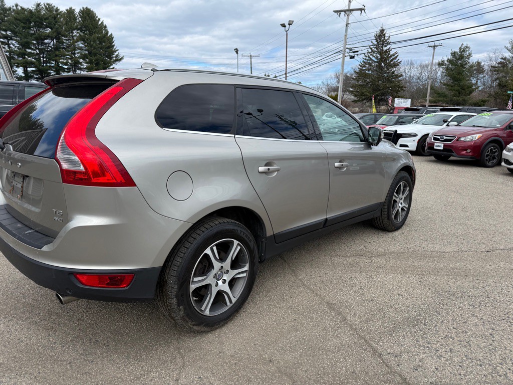 2012 Volvo XC60 Image 5