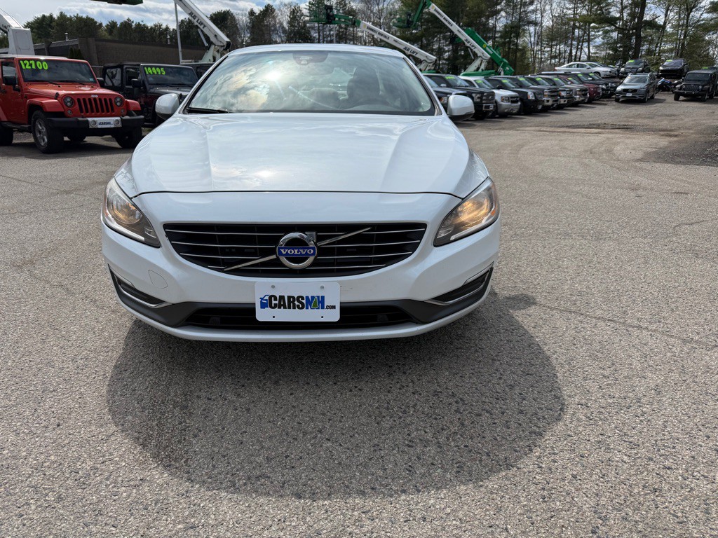 2015 Volvo S60 Image 2