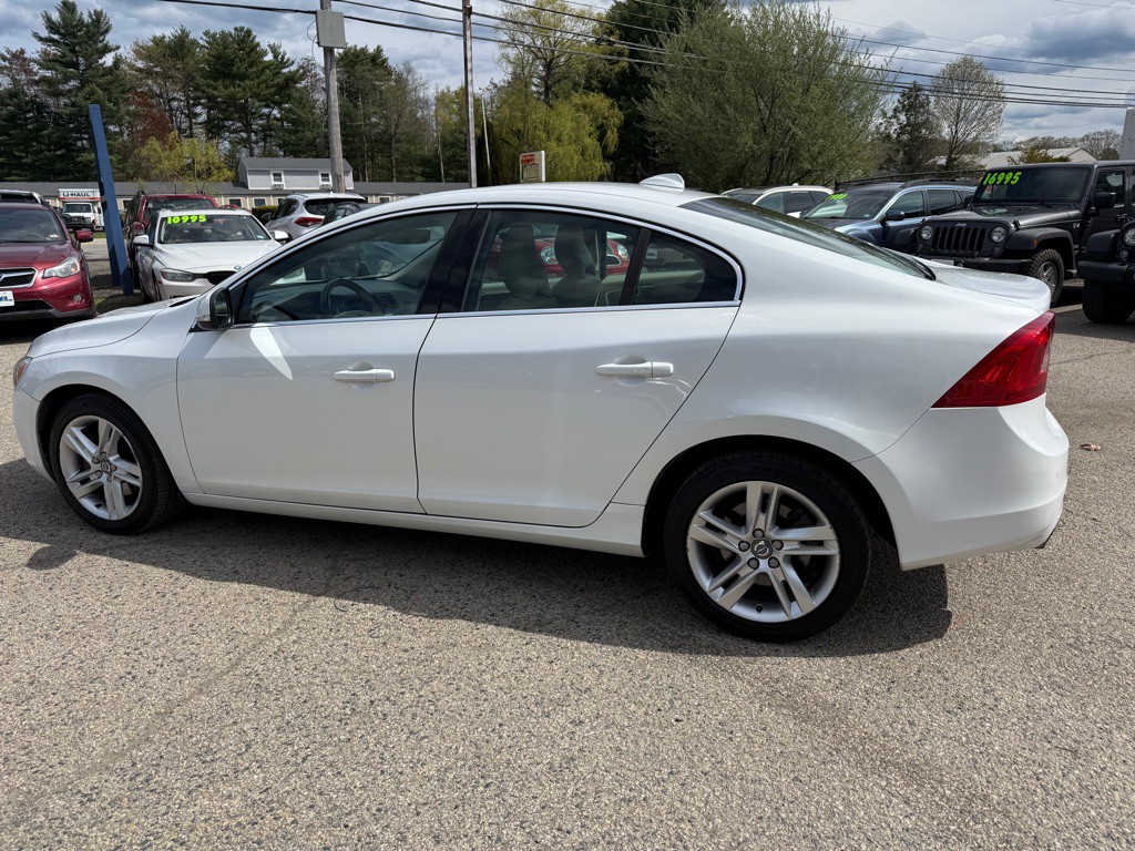 2015 Volvo S60 Image 8