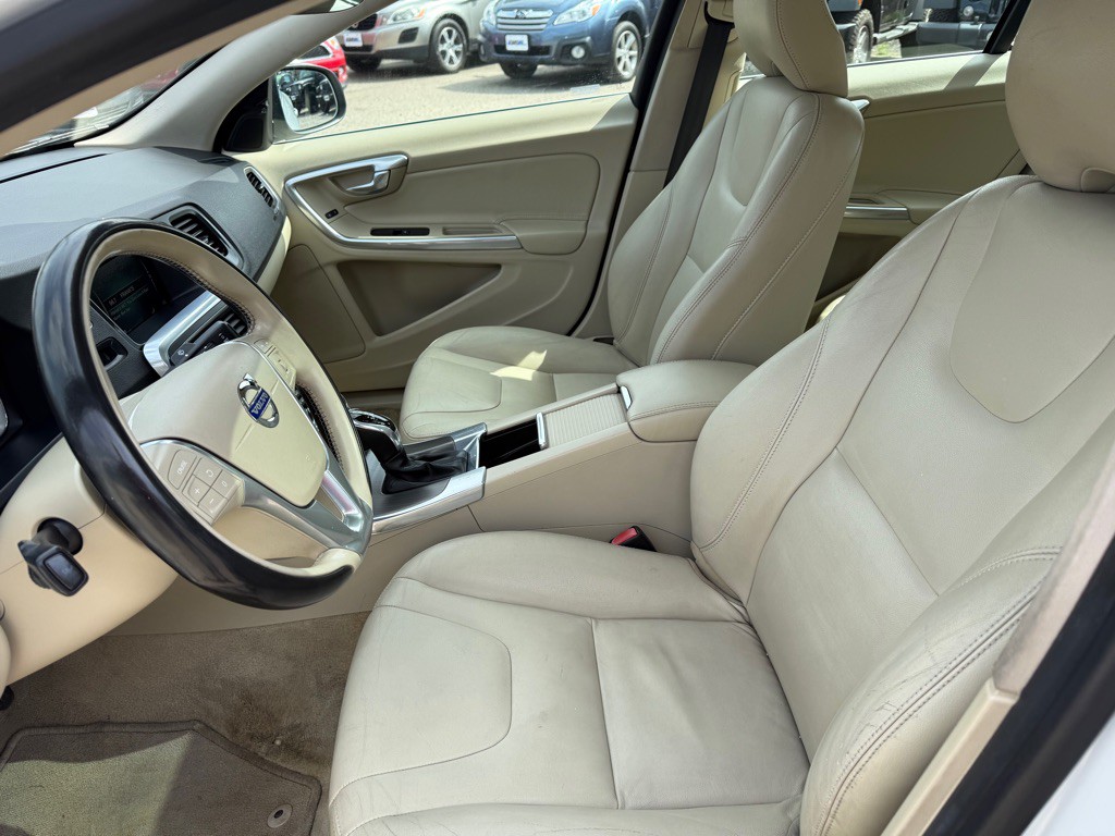 2015 Volvo S60 Image 13