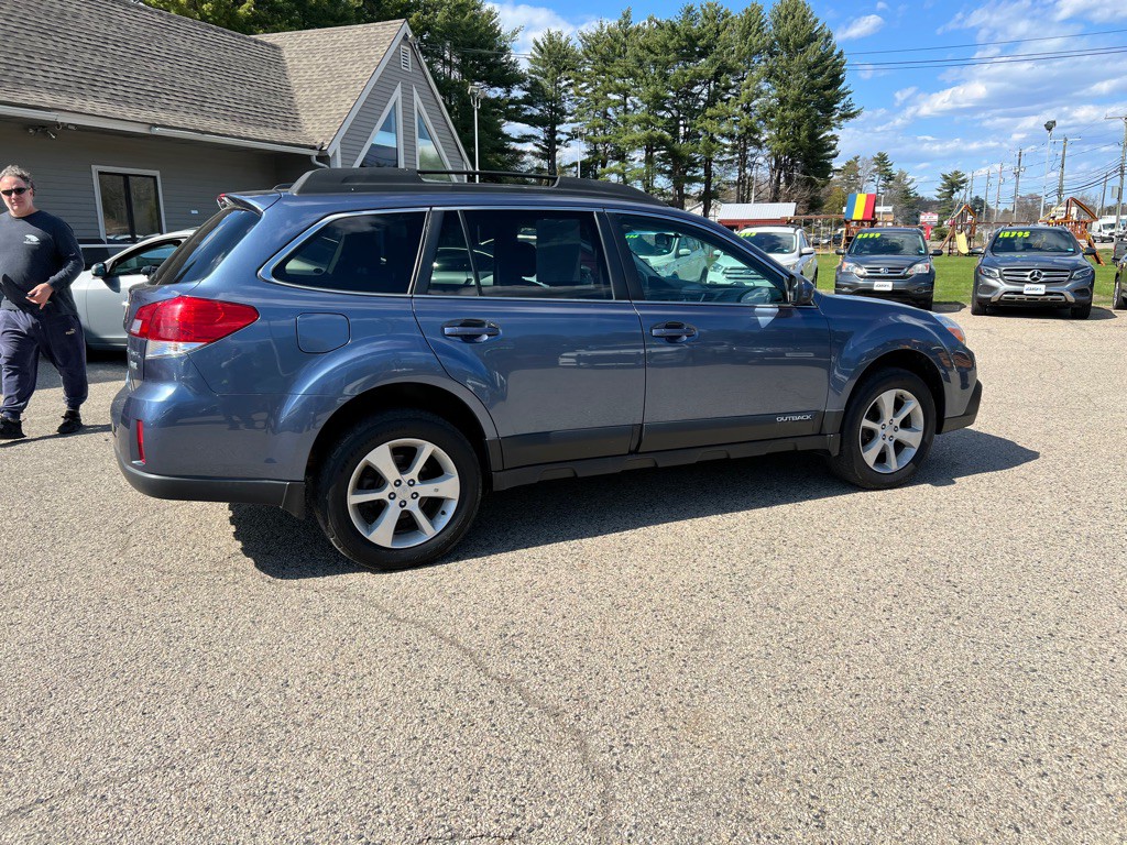 2013 Subaru Outback Image 5