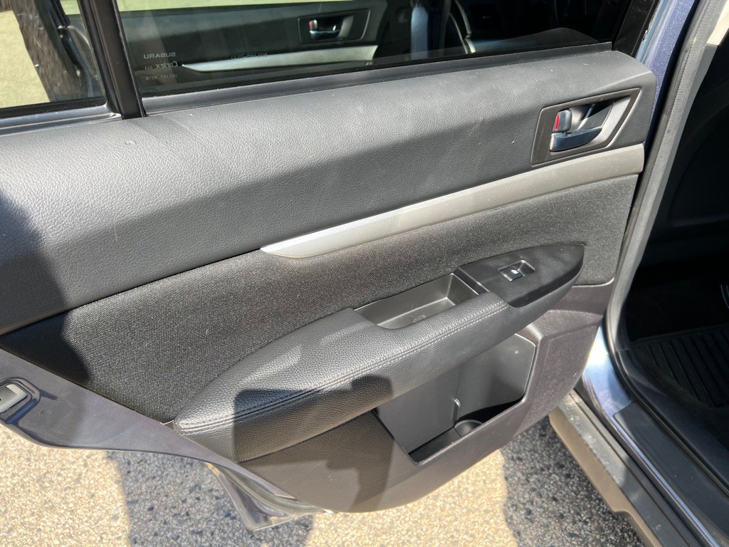 2013 Subaru Outback Image 13
