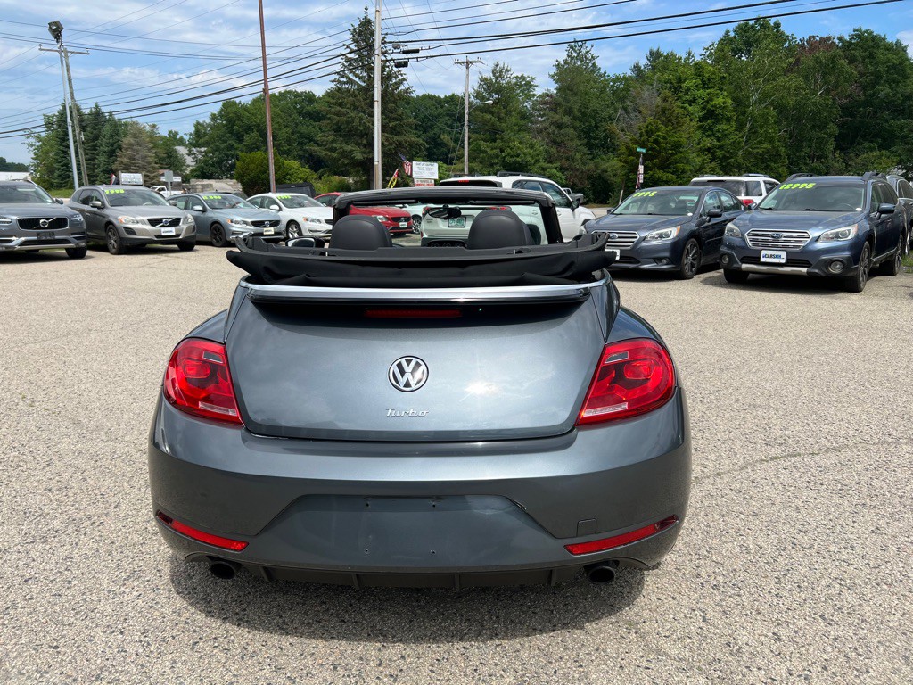 2014 Volkswagen Beetle Image 6