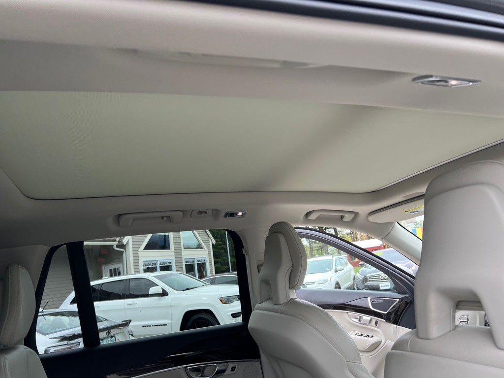 2017 Volvo XC90 Image 20