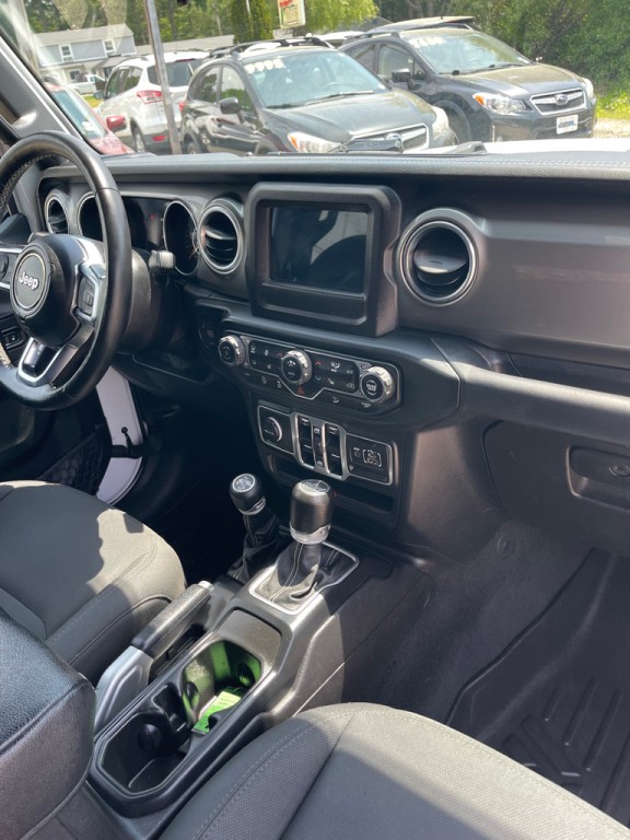 2018 Jeep Wrangler Unlimited Image 19