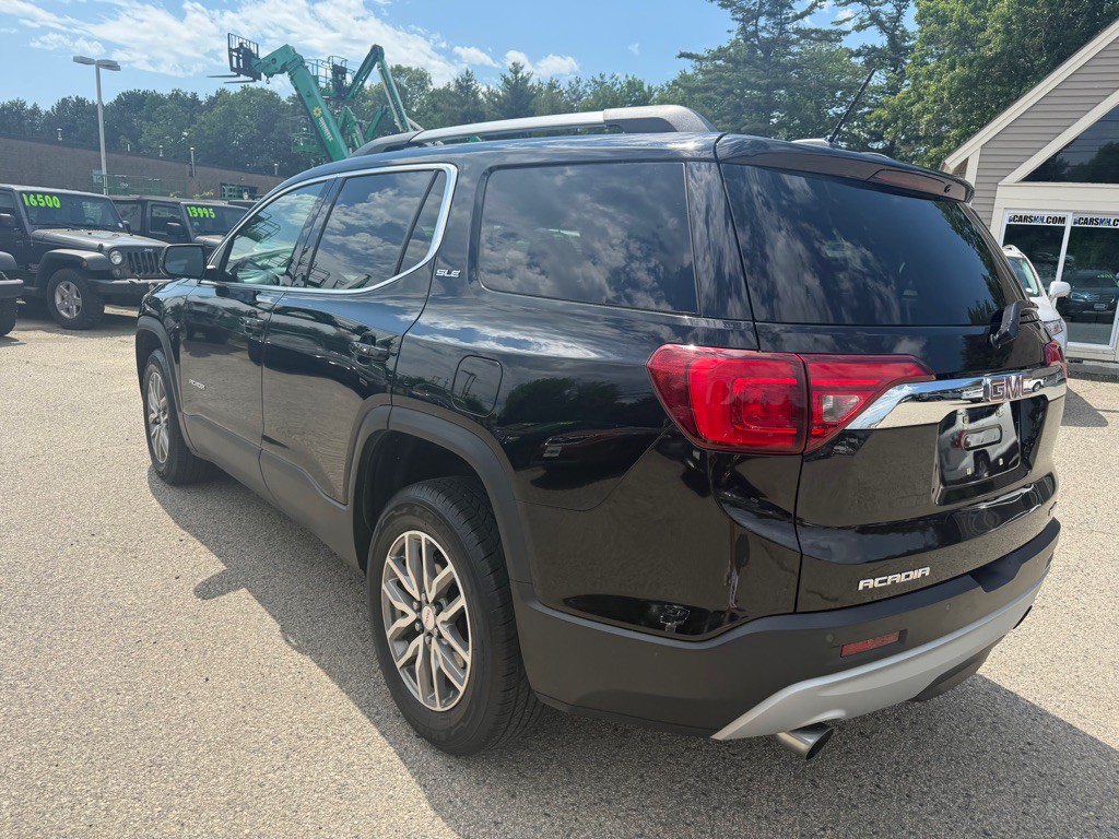 2017 GMC Acadia Image 7