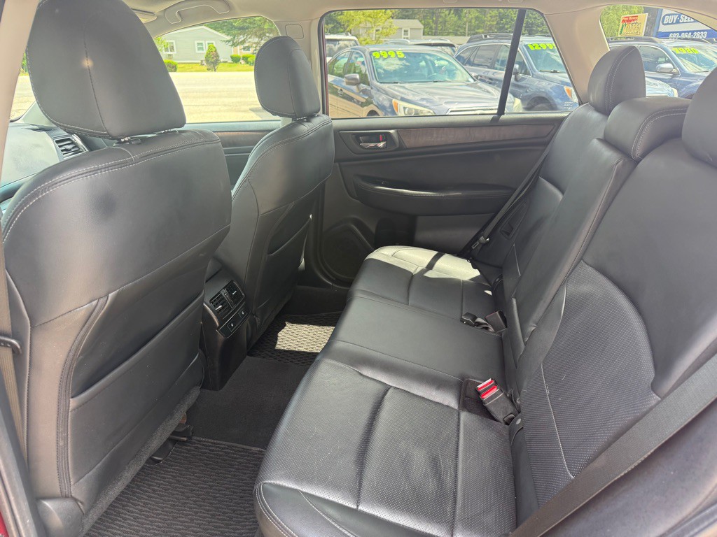 2015 Subaru Outback Image 11