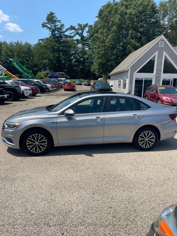 2019 Volkswagen Jetta Image 2