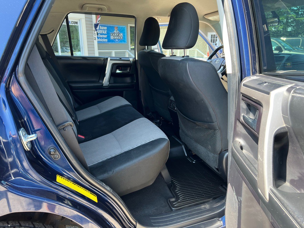 2014 Toyota 4Runner Image 16