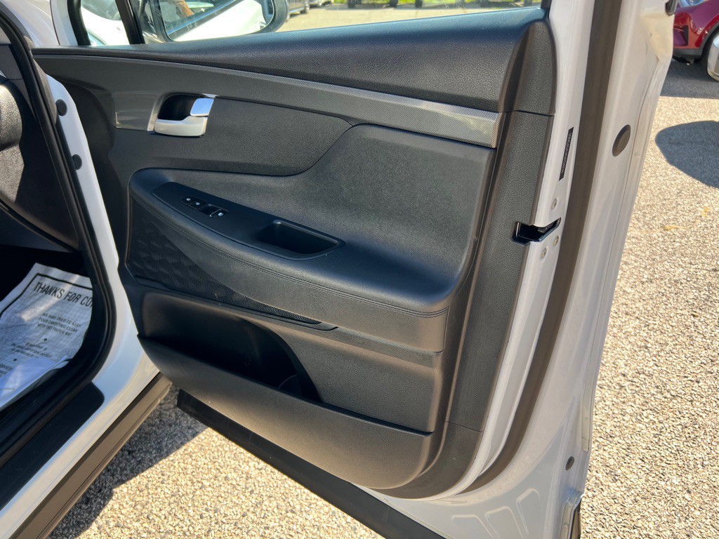 2021 Hyundai Santa Fe Image 17