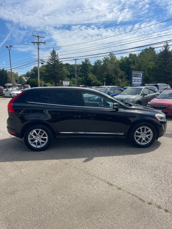 2017 Volvo XC60 Image 6
