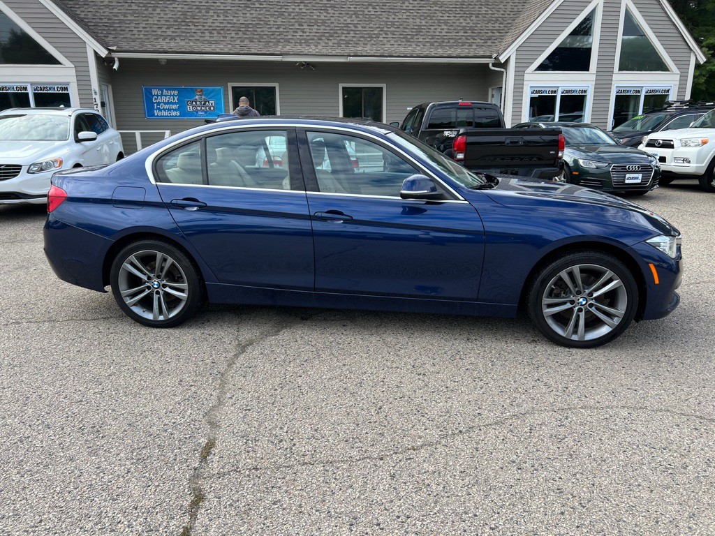 2018 BMW 3 Series Image 4