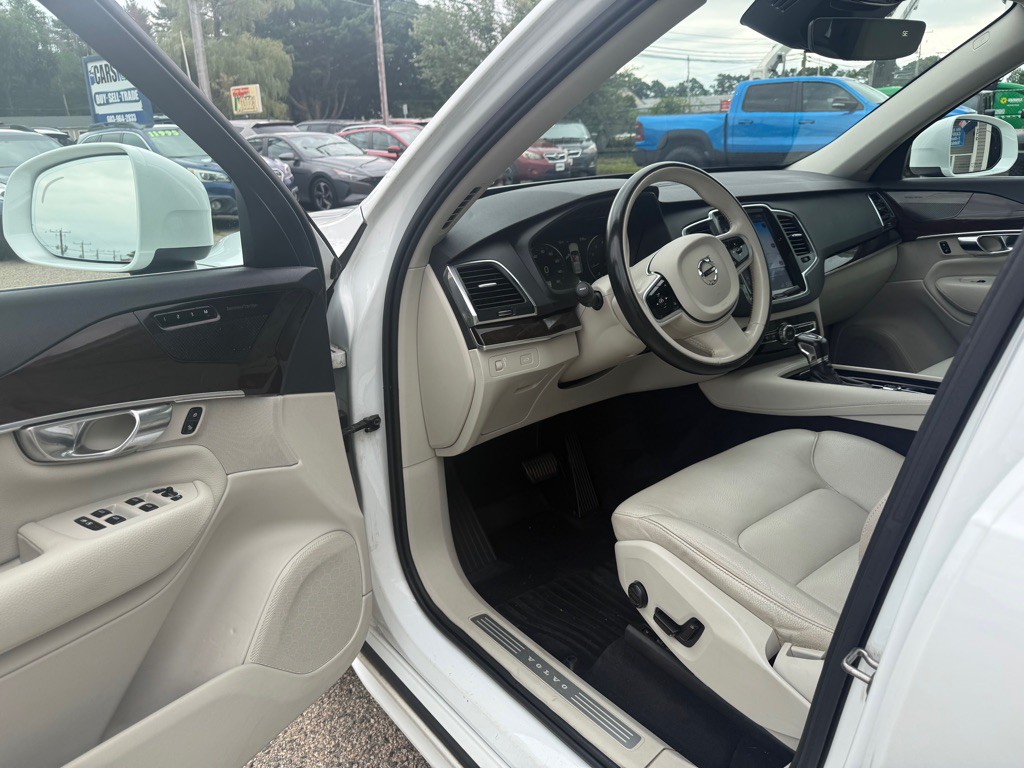2019 Volvo XC90 Image 15