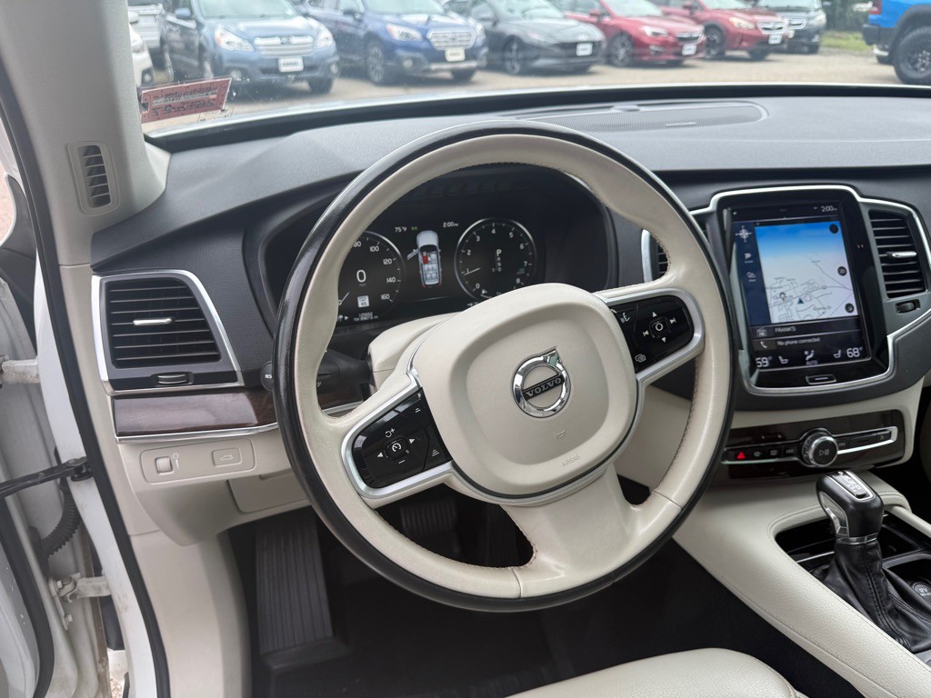 2019 Volvo XC90 Image 16