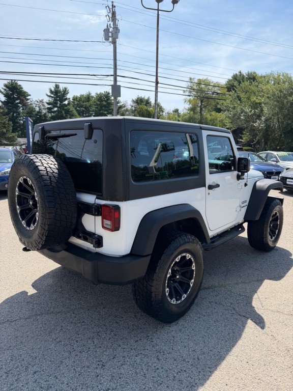 2012 Jeep Wrangler Image 6