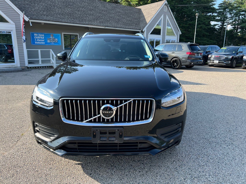 2020 Volvo XC90 Image 2