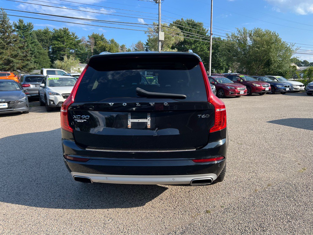 2020 Volvo XC90 Image 7
