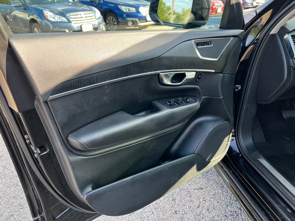 2020 Volvo XC90 Image 11