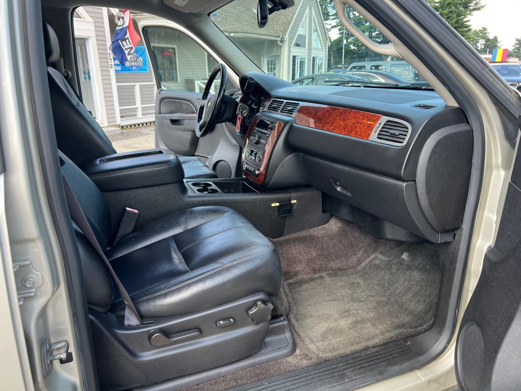 2014 Chevrolet Tahoe Image 16