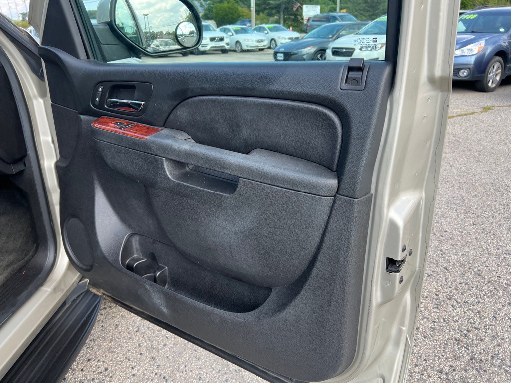 2014 Chevrolet Tahoe Image 17