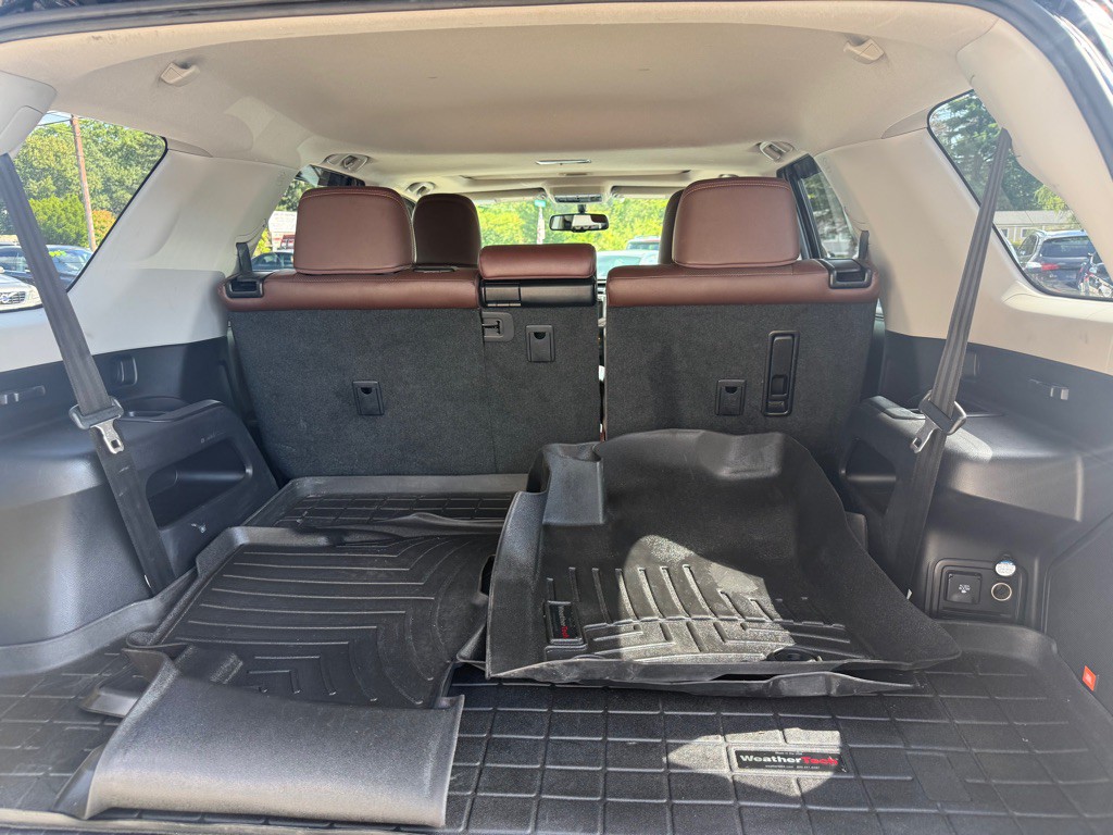 2016 Toyota 4Runner Image 10