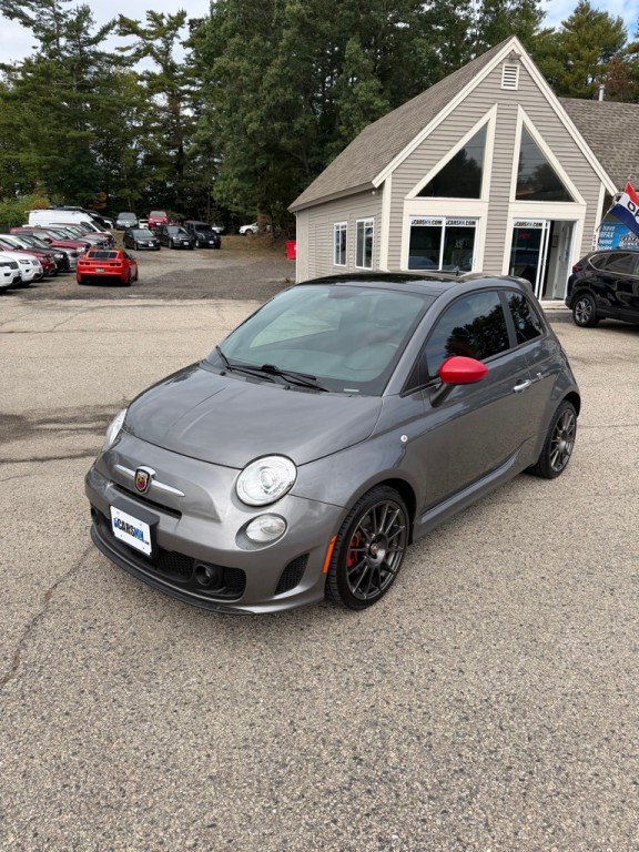 2012 FIAT 500 Image 1