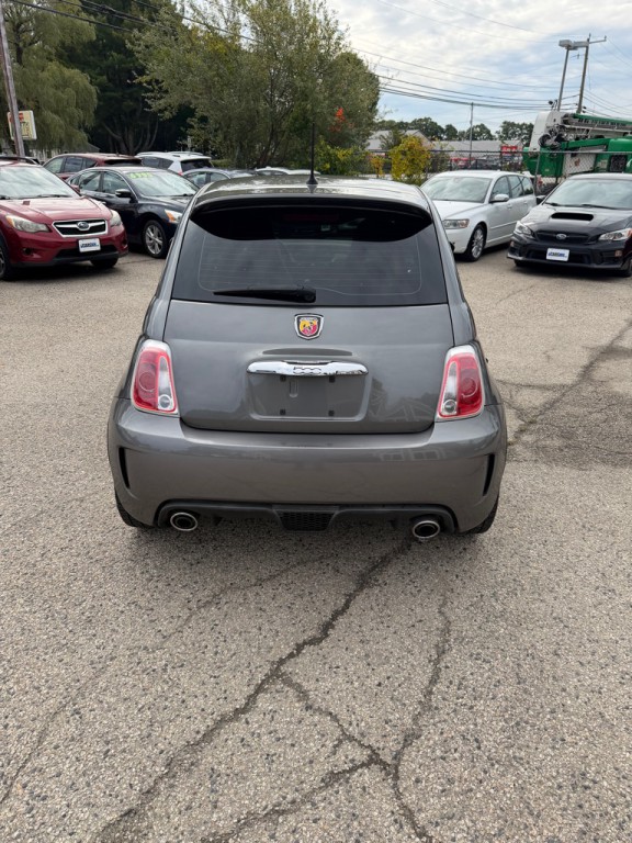2012 FIAT 500 Image 6