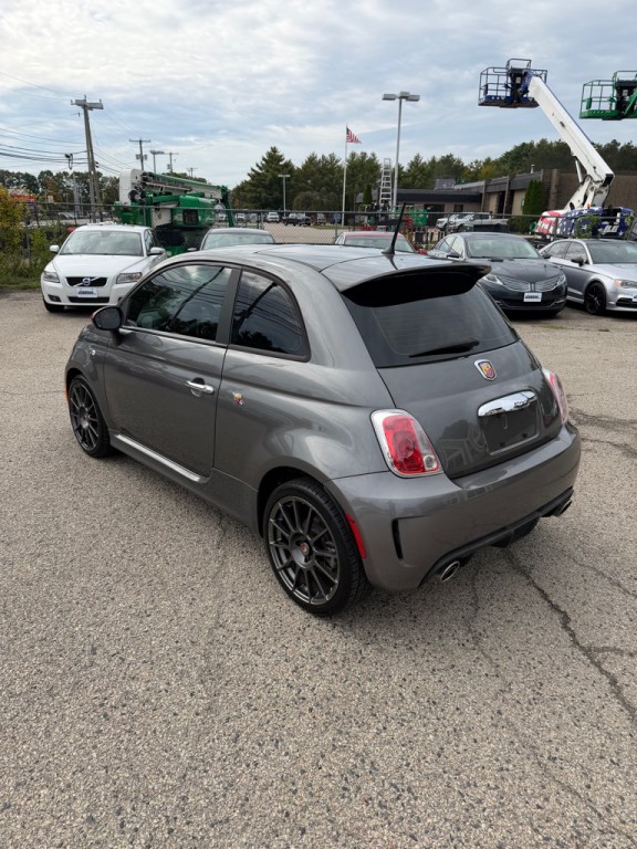 2012 FIAT 500 Image 7