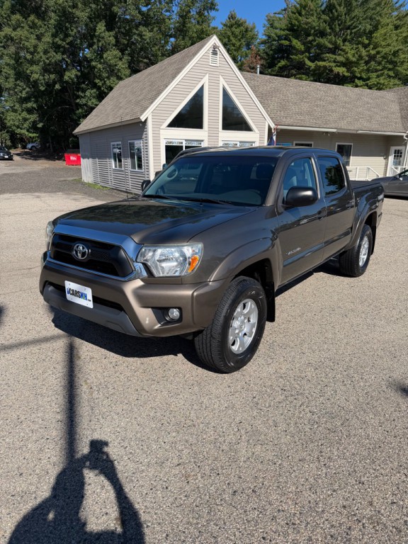 2013 Toyota Tacoma Image 1
