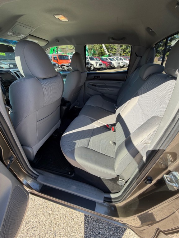 2013 Toyota Tacoma Image 10