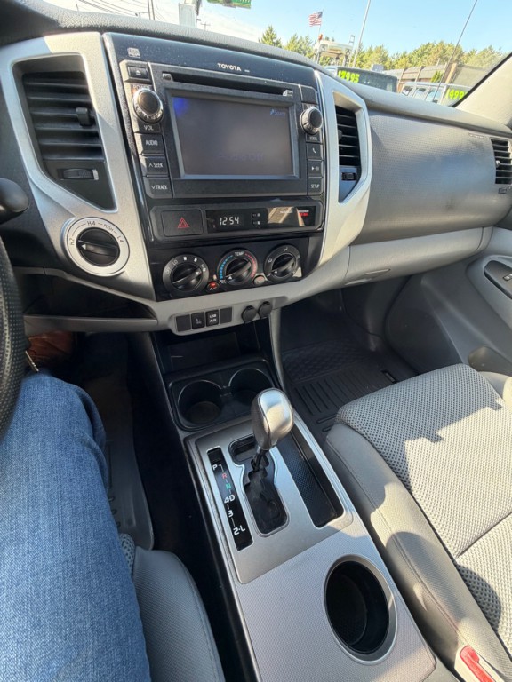2013 Toyota Tacoma Image 15