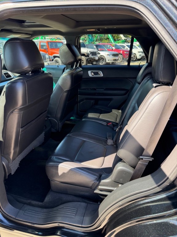 2015 Ford Explorer Image 10