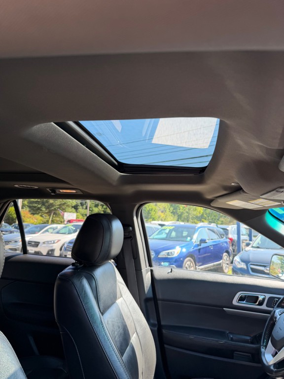 2015 Ford Explorer Image 14