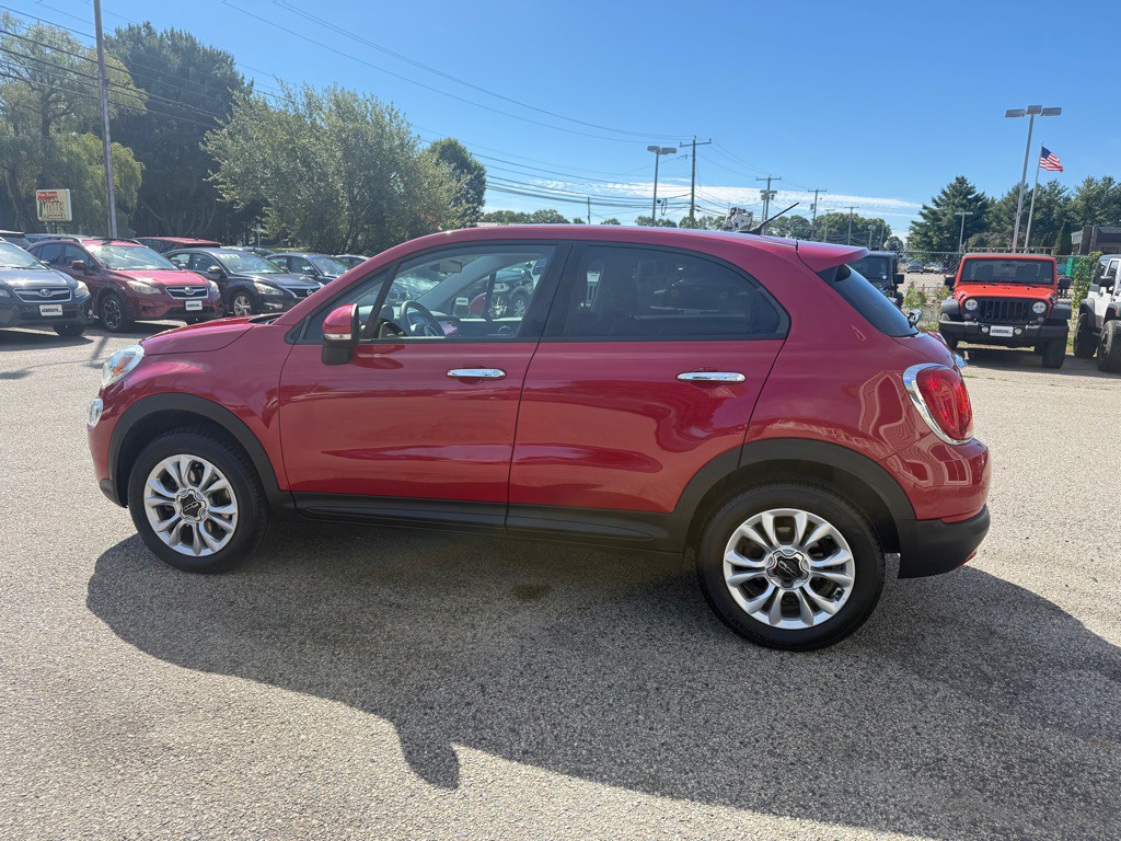 2016 FIAT 500 Image 8