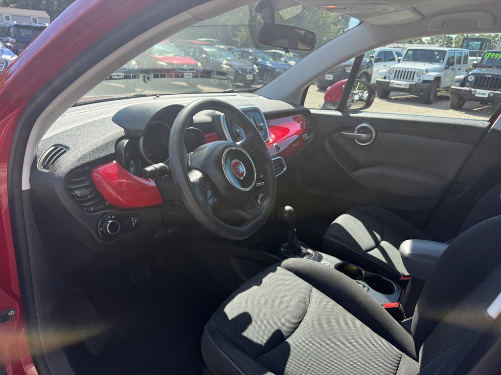 2016 FIAT 500 Image 13