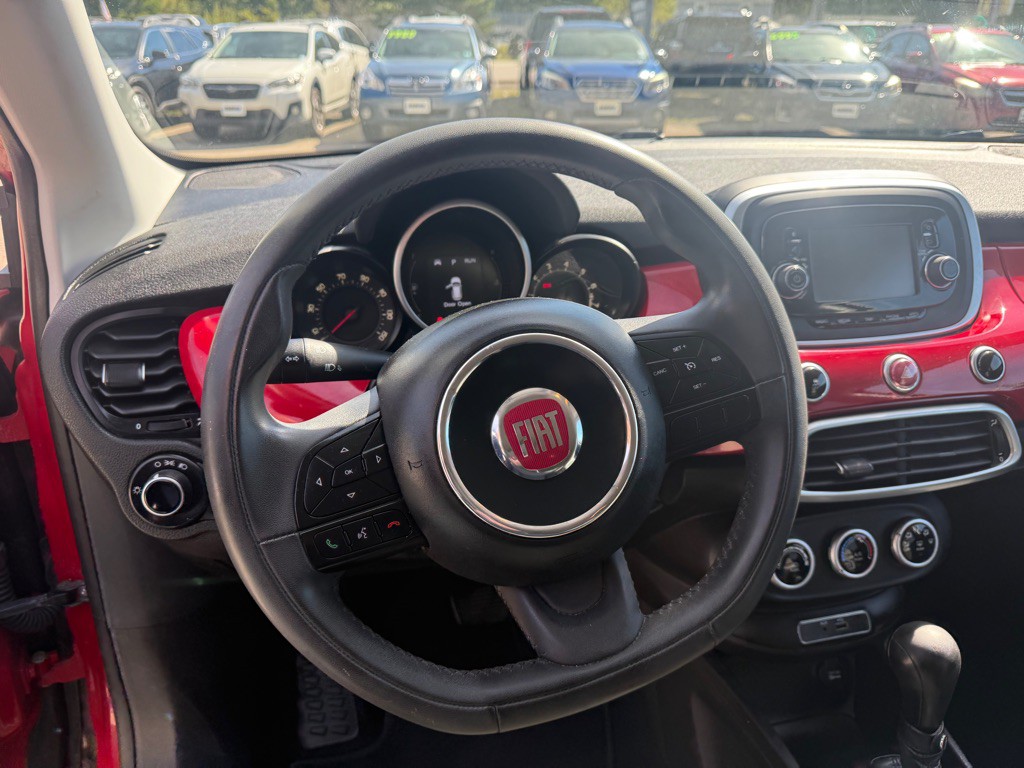 2016 FIAT 500 Image 14
