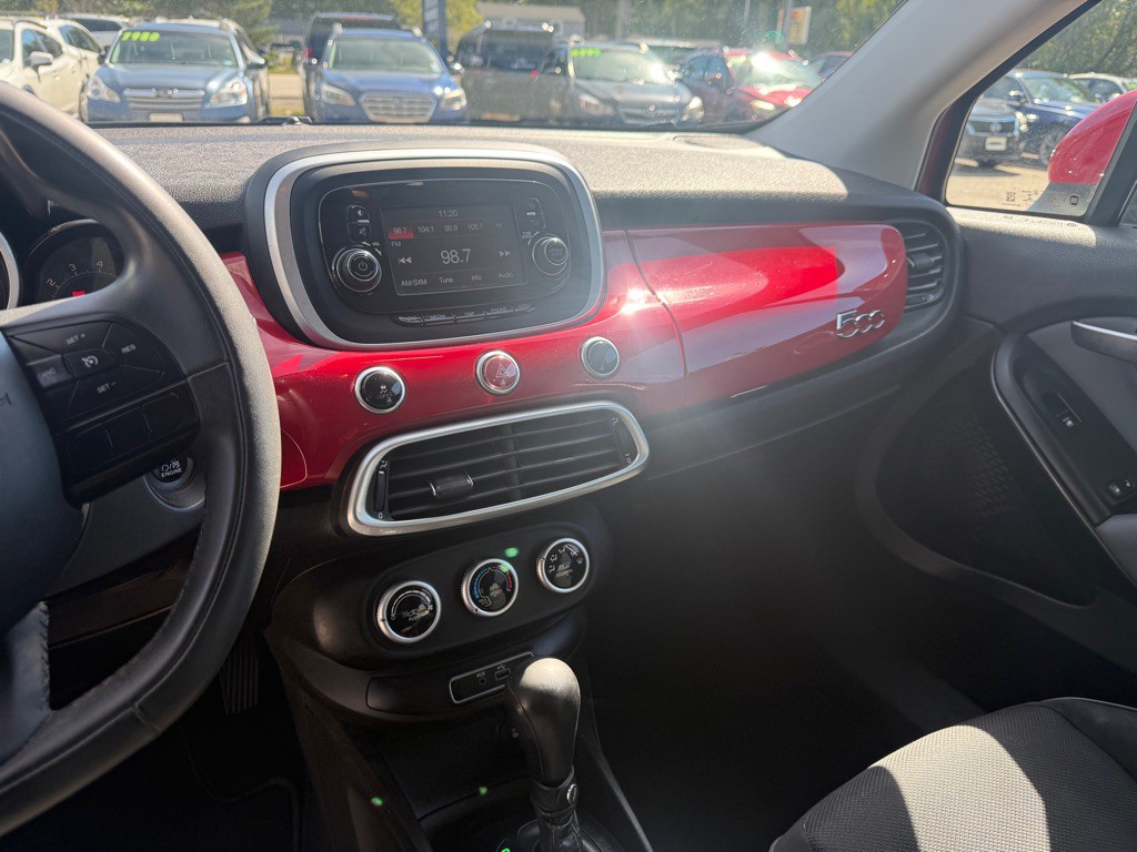 2016 FIAT 500 Image 15
