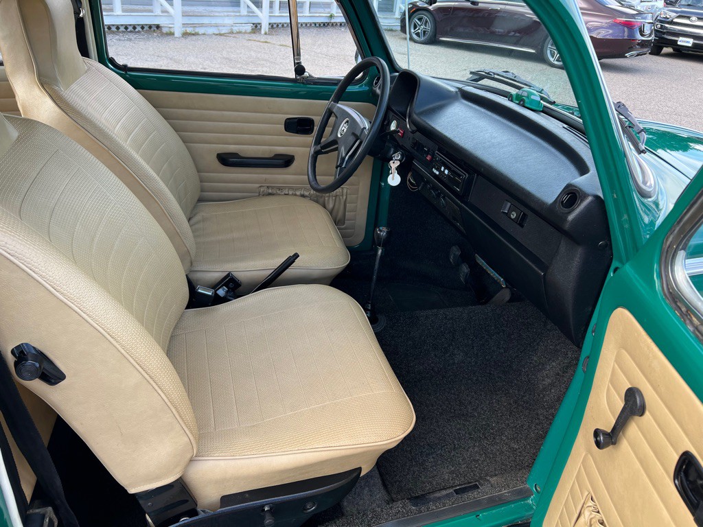1974 Volkswagen Beetle Image 14